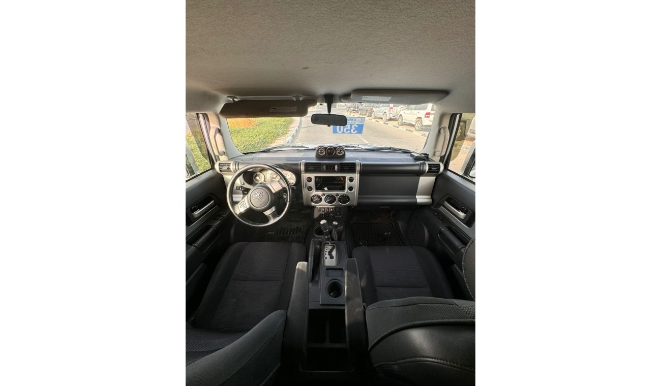 Toyota FJ Cruiser TOYOTA FJ CRUISER MODEL 2007 4.0L PETROL (LEFT HANDED) JAPAN IMPORTED