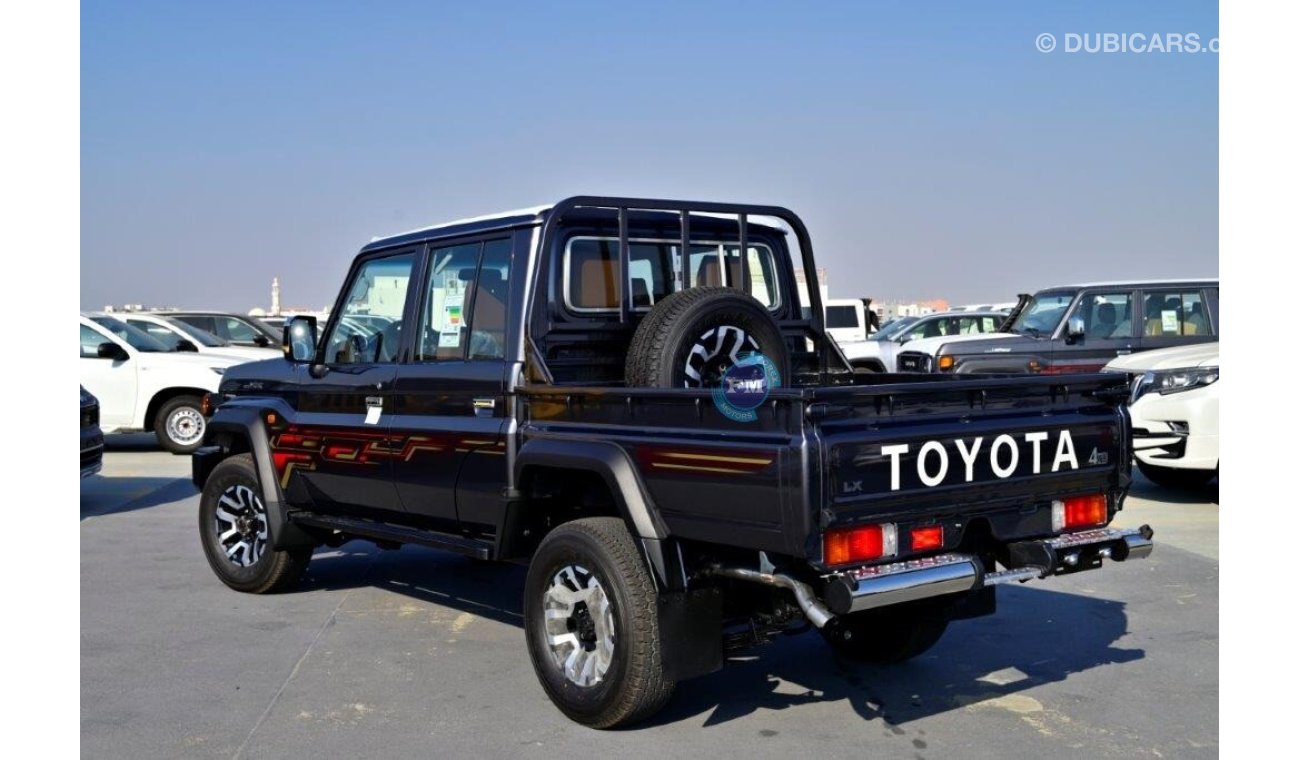 تويوتا لاند كروزر بيك آب 79 Double Cab 2.8L Diesel Automatic (Full Option)