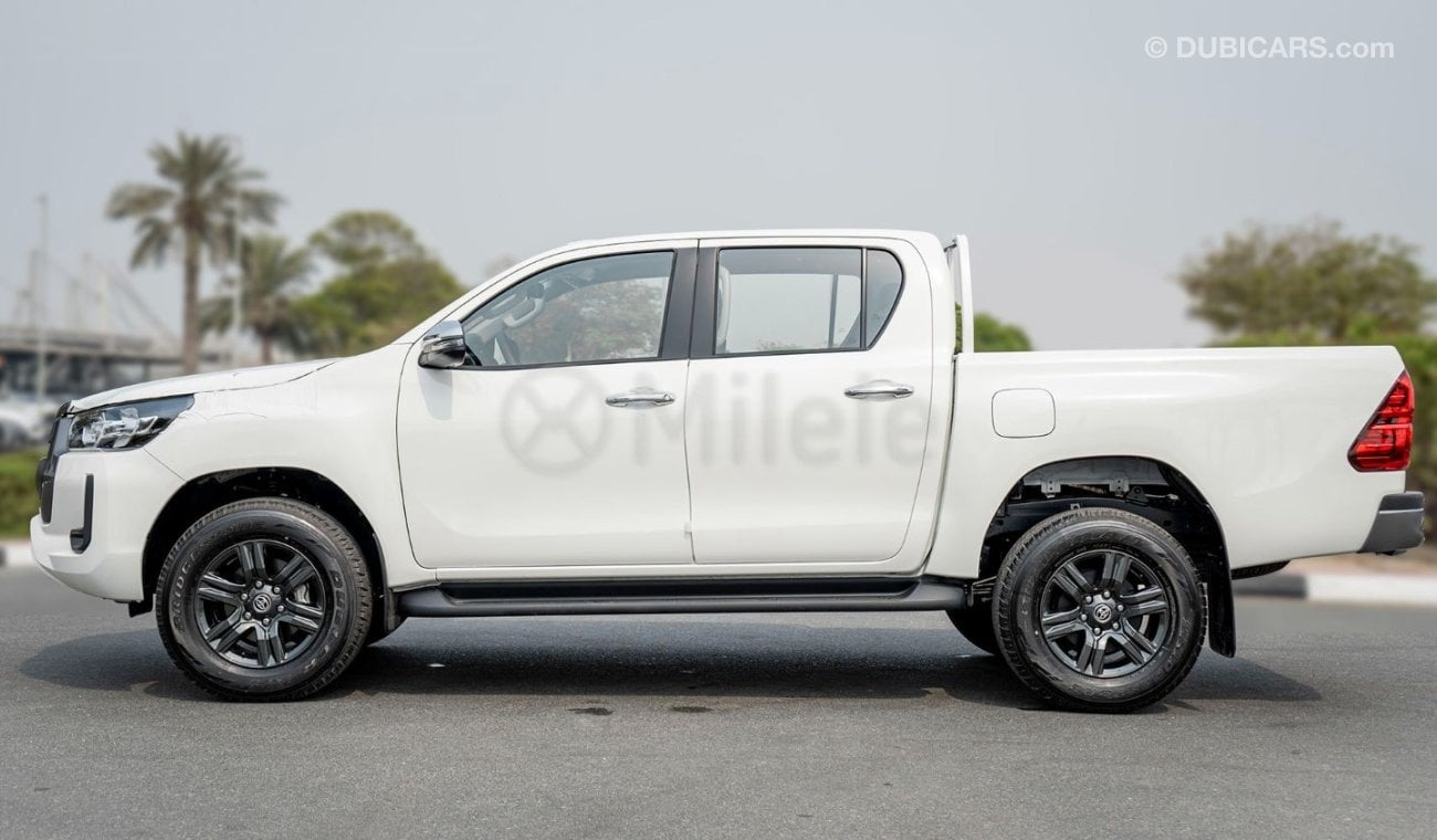 Toyota Hilux DC 2.4L DIESEL 4X4 - WHITE: CRUISE CONTROL, APPLE CARPLAY, ALLOY WHEELS