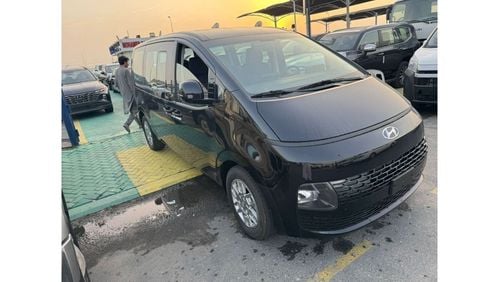 هيونداي ستاريا 3.5L PETROL, AUTOMATIC 2024