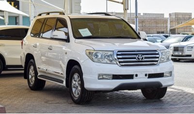 Toyota Land Cruiser GXR V8