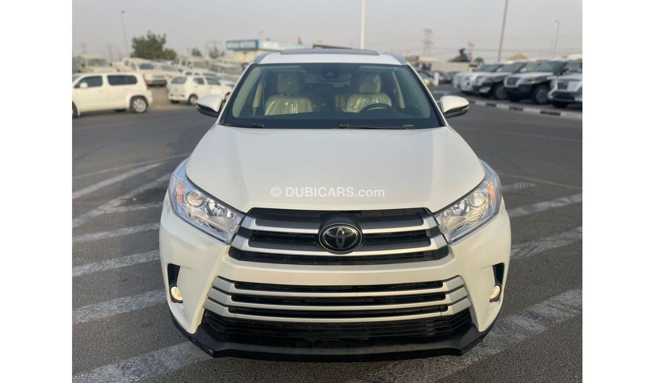 Toyota Highlander 2018 Toyota Highlander XLE 3.5L V6 Full Option Sunroof 7 Leather Seats - Radar & BSM Auto Trunk - 53