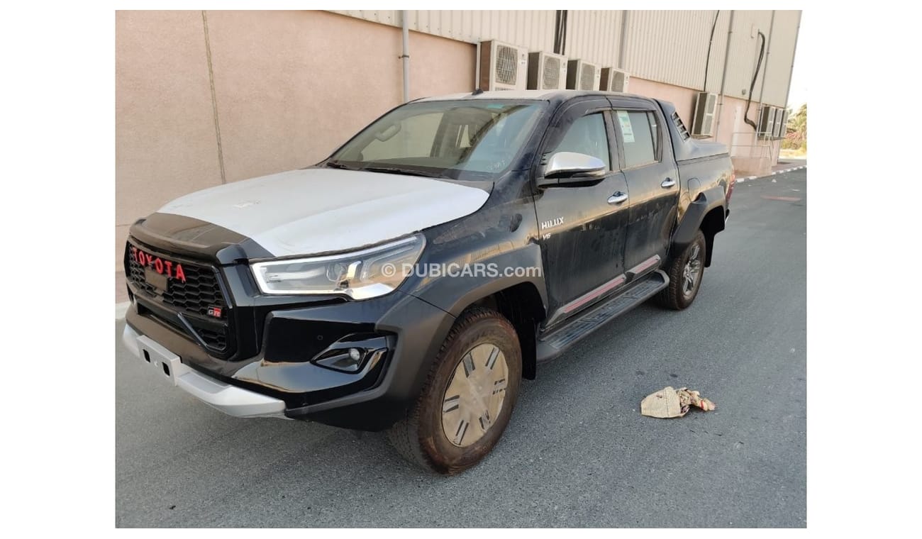 تويوتا هيلوكس 2023 Toyota Hilux SR5 VX (TRD) 4.0L V6 Petrol A/T 4WD with New GR-Style Body Kit