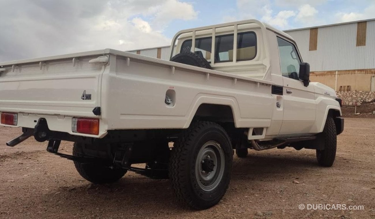 Toyota Land Cruiser Pick Up Imported