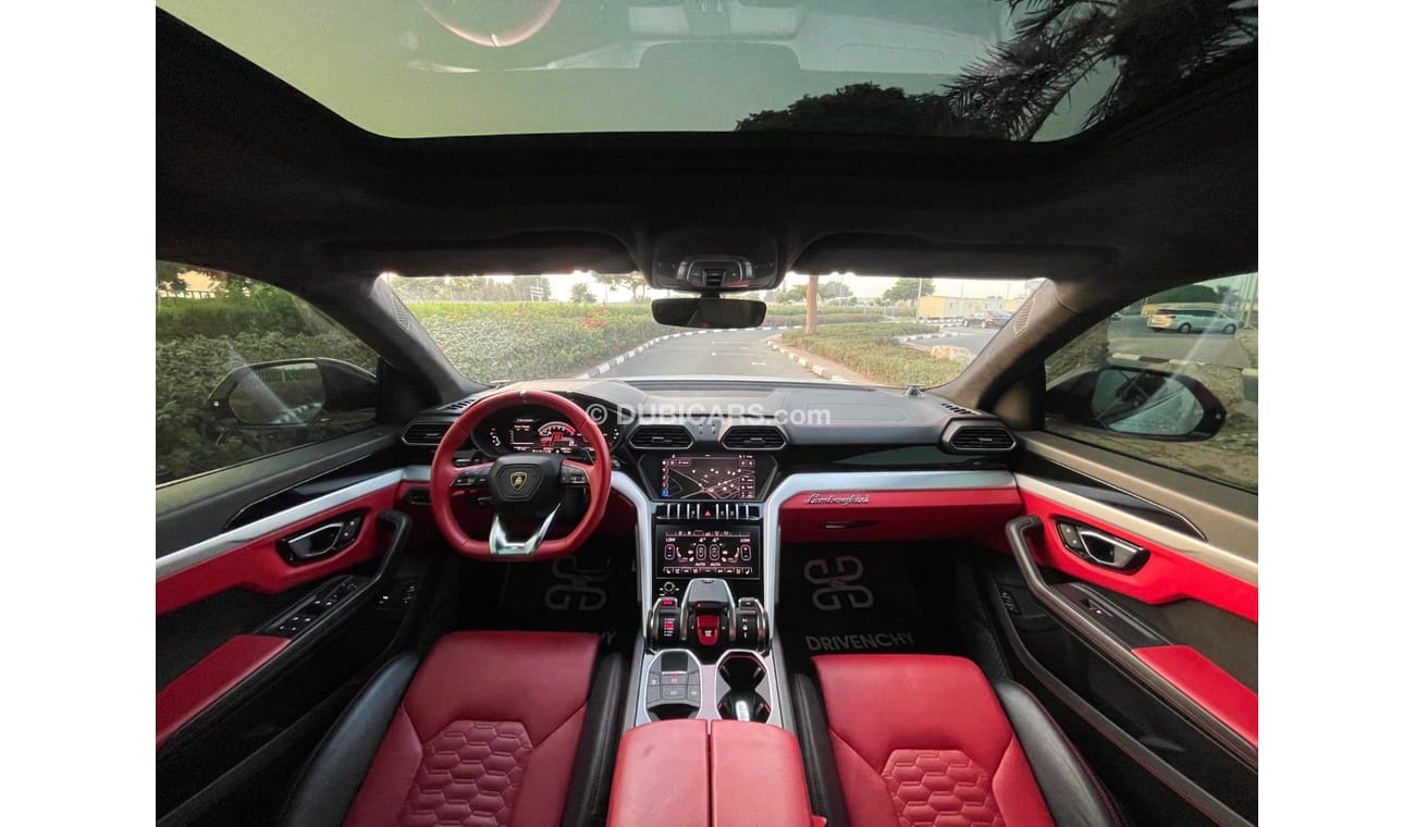 Lamborghini Urus ,  UNDER WARRANTY ,FULL ORIGINAL PAINT ,FULL SERVICE HISTORY