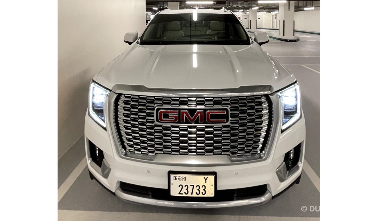 GMC Yukon Denali 6.2L (8 Seater)