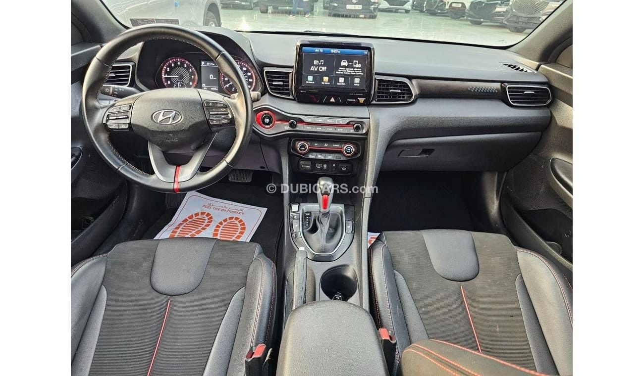 Hyundai Veloster 2.0L full option