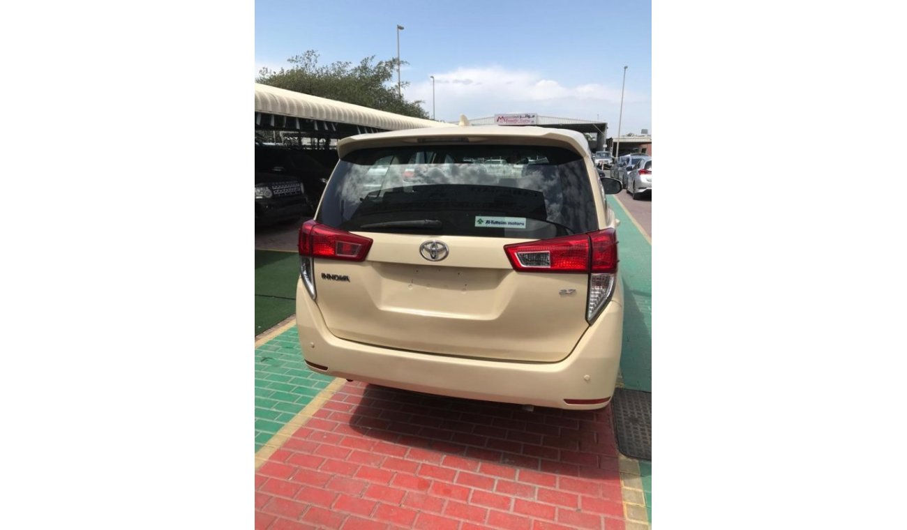 Toyota Innova SE+