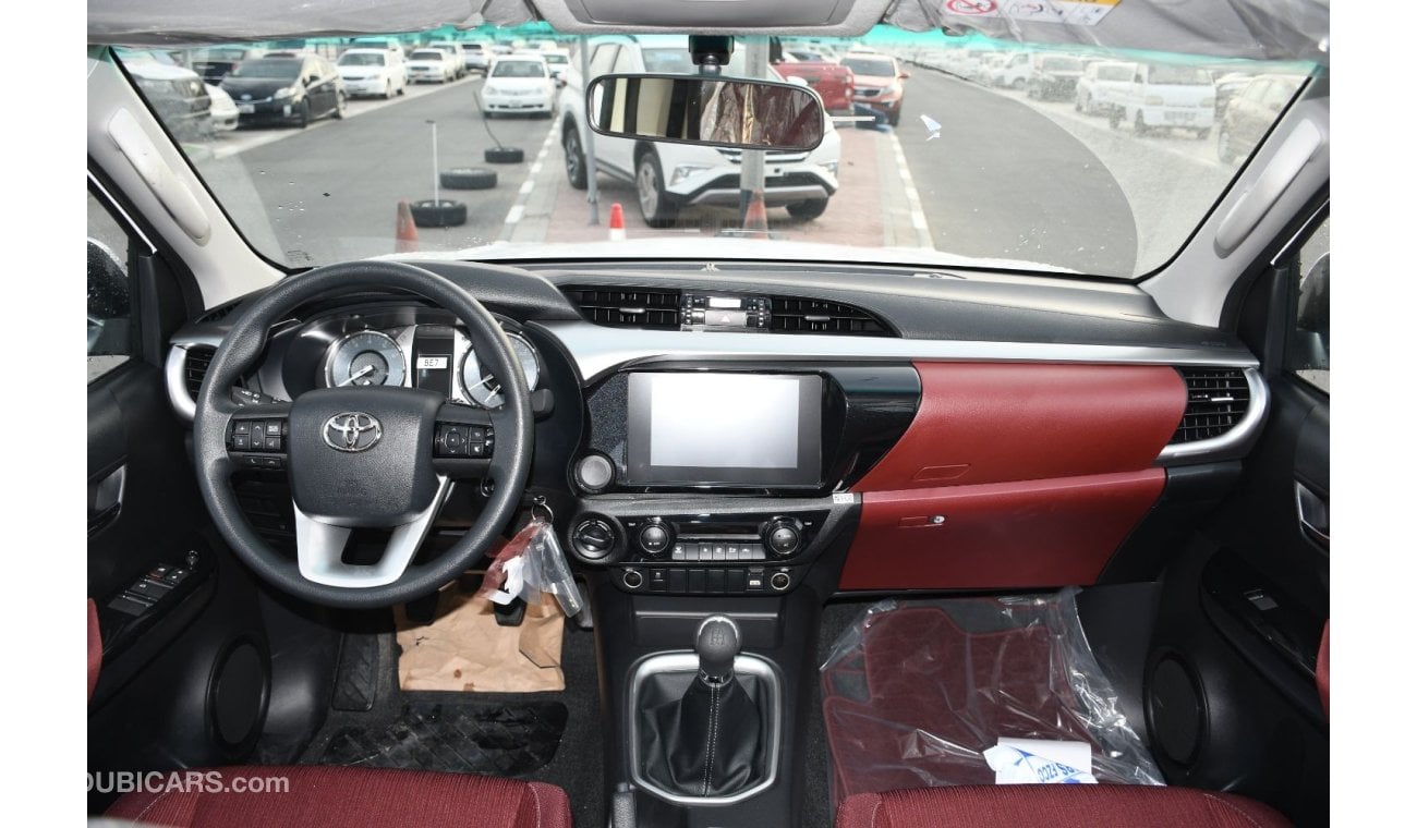 تويوتا هيلوكس Hilux 2.7L MT 4x4WD Full Option