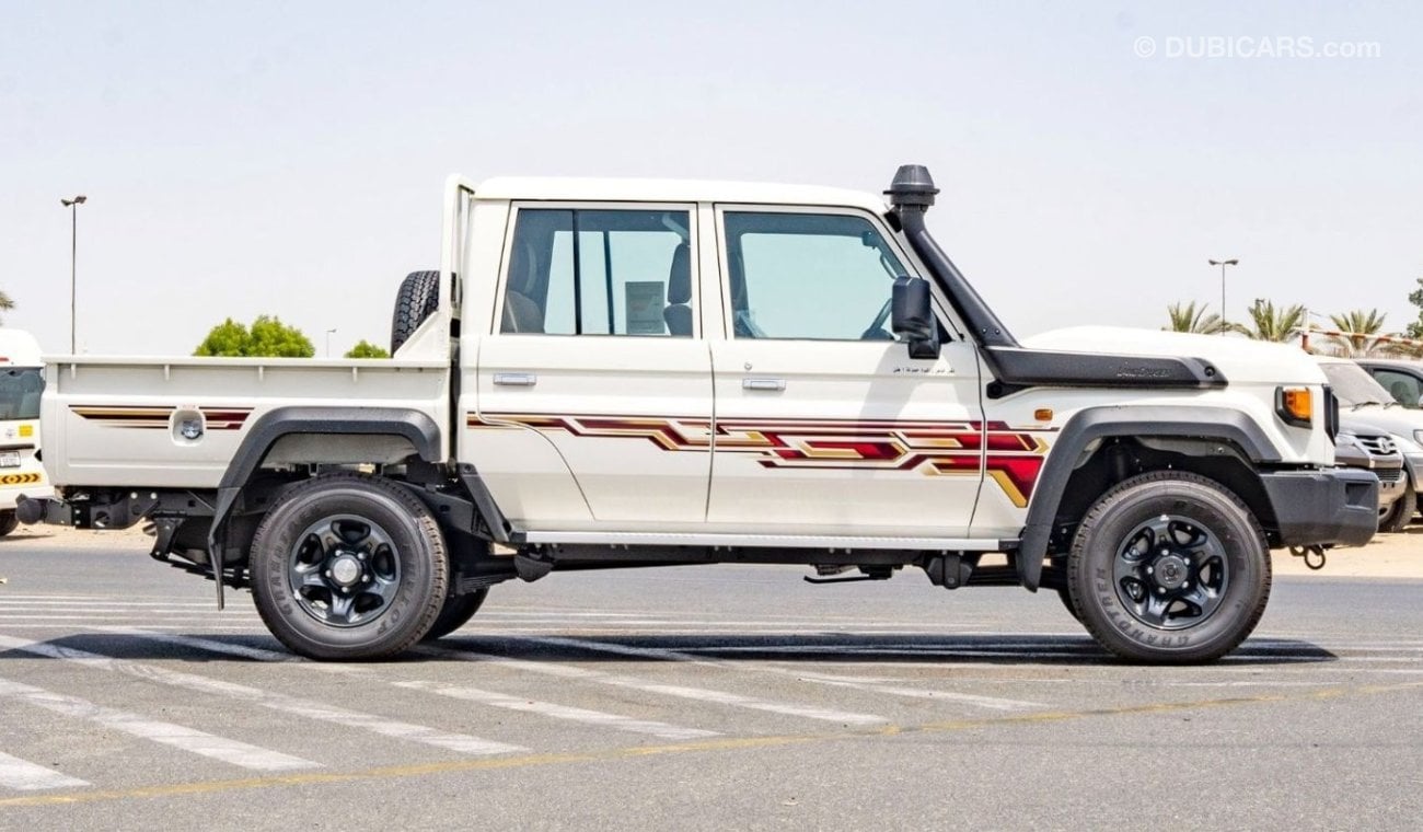 تويوتا لاند كروزر بيك آب 2024 TOYOTA LC79 DC 4.5L Diesel 4X4 MT