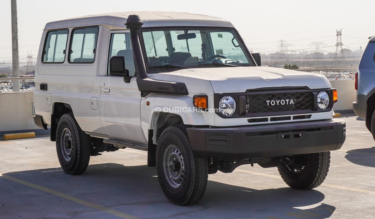 Toyota Land Cruiser Hard Top 4.0L V6  M/T