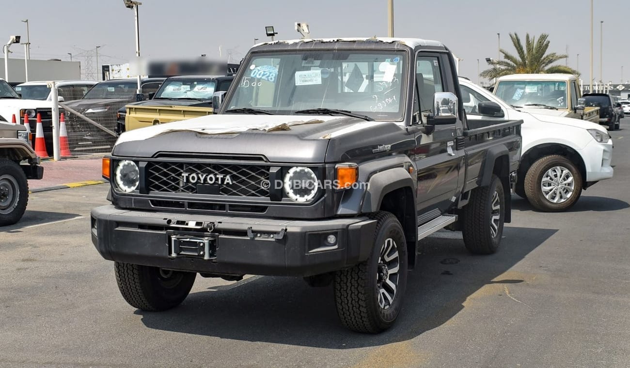 Toyota Land Cruiser Pick Up