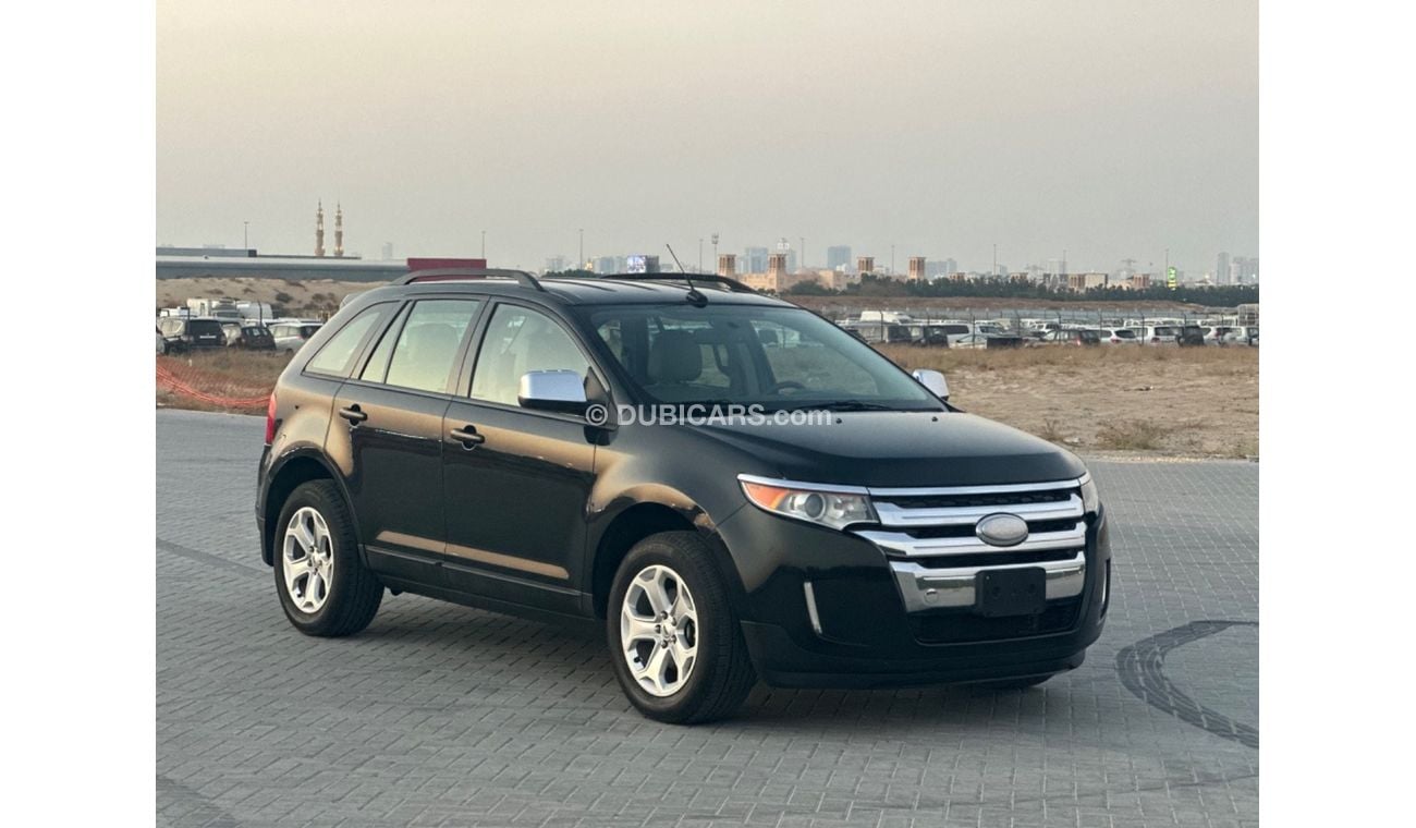 Ford Edge MODEL 2014 GCC CAR PERFECT CONDITION ONE OWNER 2 keys