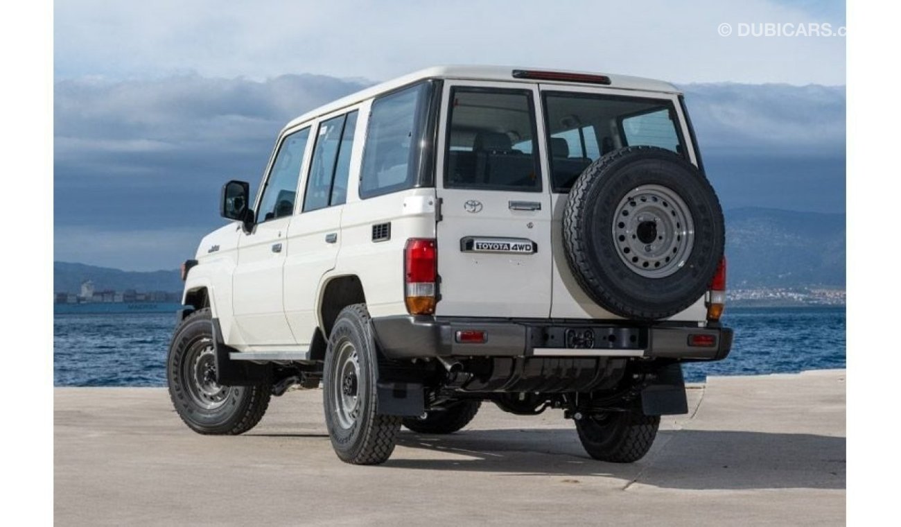 تويوتا لاند كروزر هارد توب HARDTOP 5DOOR 4.5L V8 DIESEL