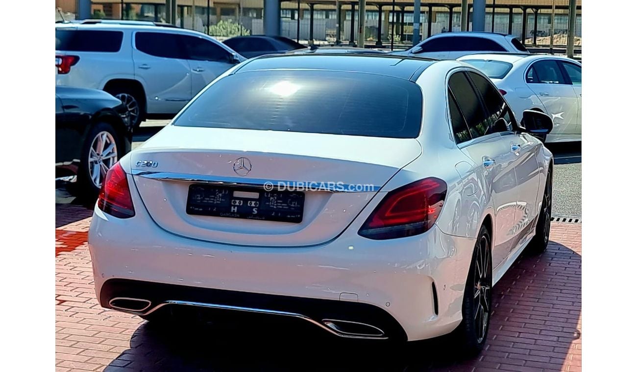 Mercedes-Benz C200 AMG Original paint Full Option 2019 GCC