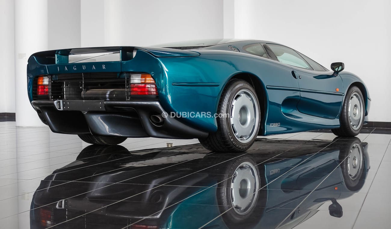 Jaguar XJ220