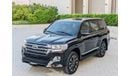 Toyota Land Cruiser 2017 GXR V6 GCC Specifications Very Clean And perfect condition