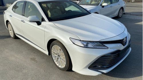 Toyota Camry 2020 TOYOTA CAMRY SE V6 0KM GCC