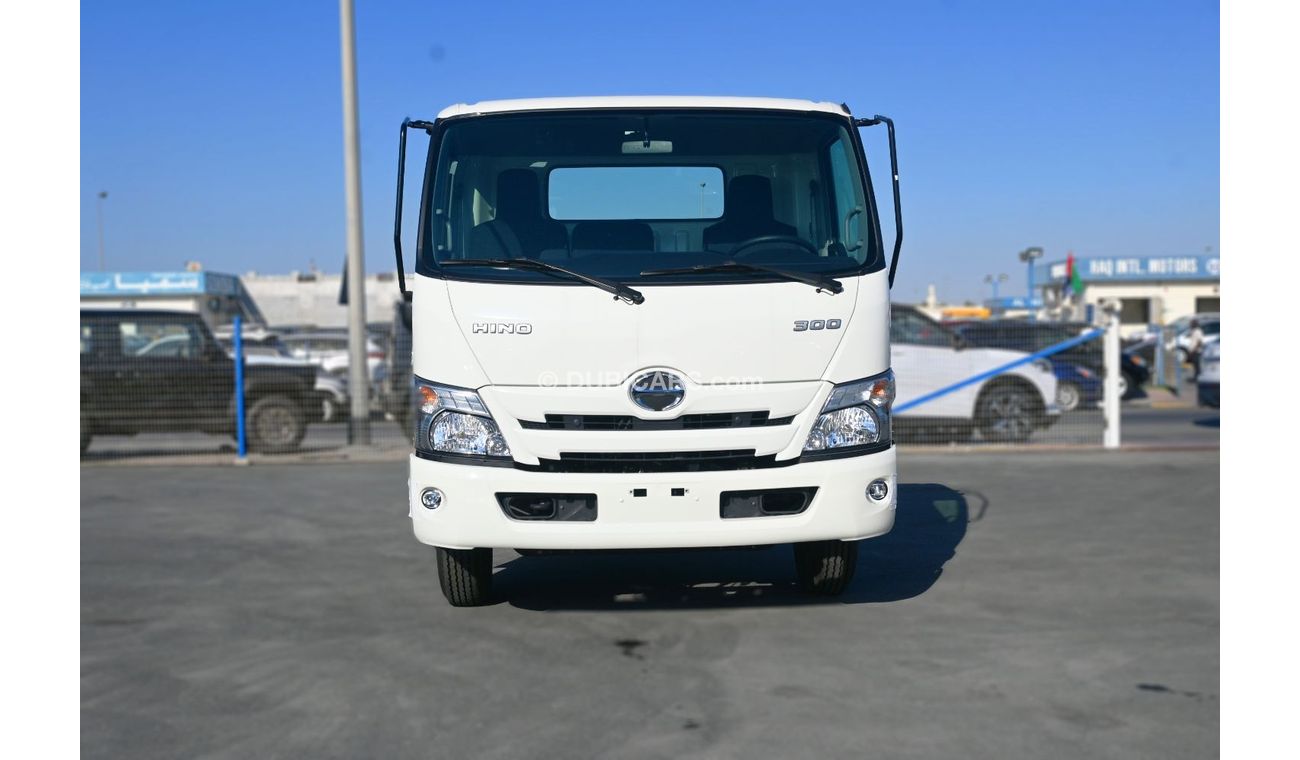 Hino 300 HINO 714, Truck Chassis, Single Cab, 300 Series 4x2