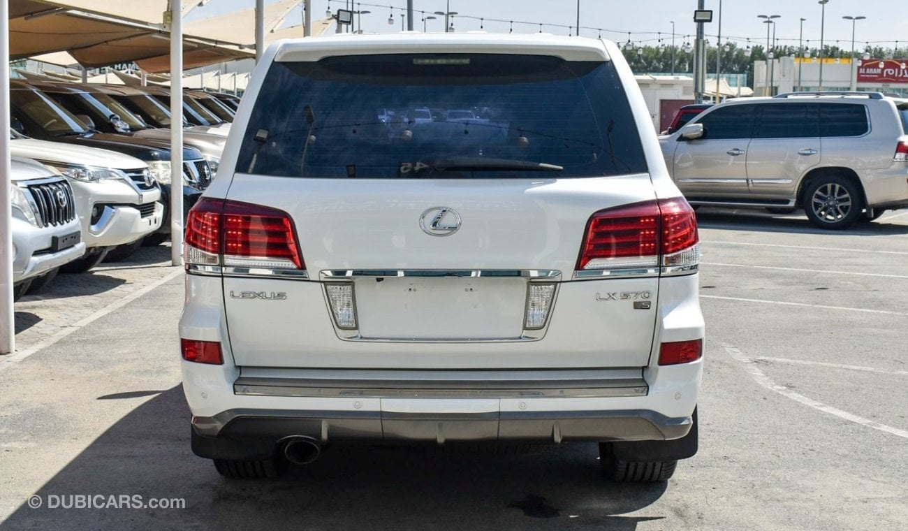 Lexus LX570 S