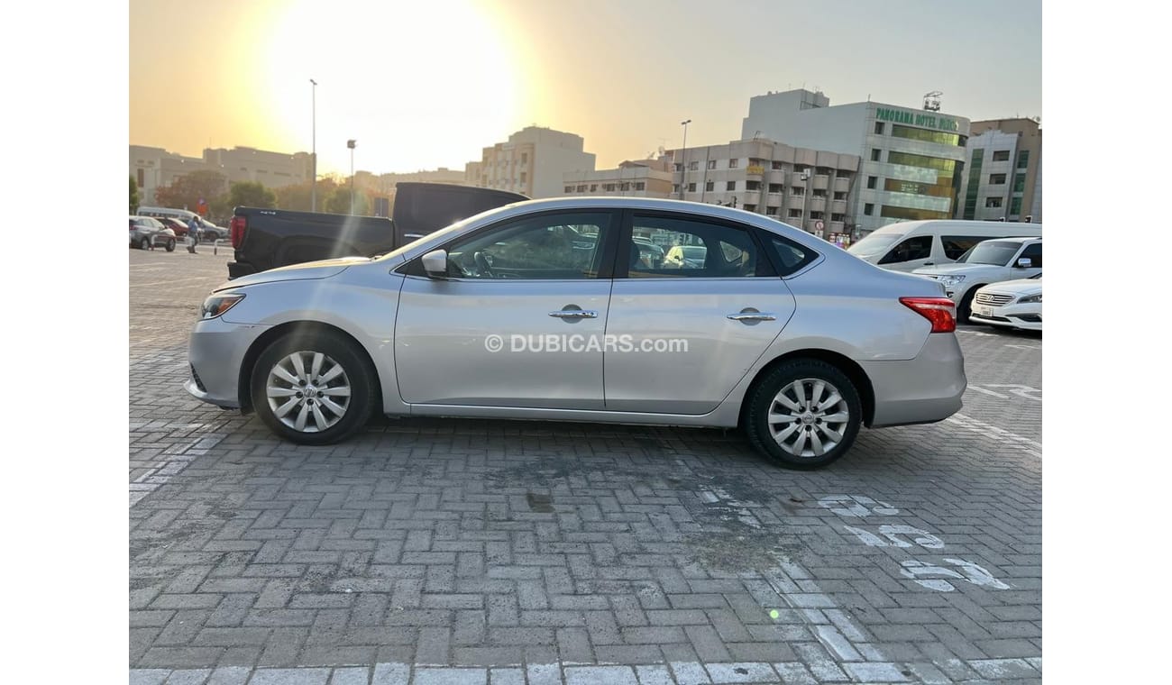 نيسان سنترا LE 1.8L