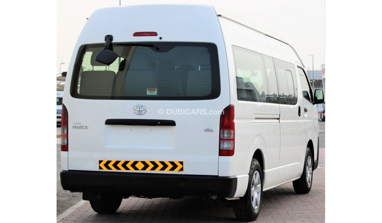 Toyota Hiace Toyota Hiace High Roof 2017 GCC in excellent condition without accidents, very clean from inside and