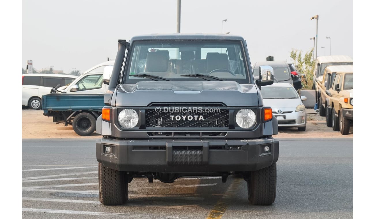 تويوتا لاند كروزر هارد توب TOYOTA LAND CRUISER 76 4.5L 4WD MT 5DOOR SUV 2024