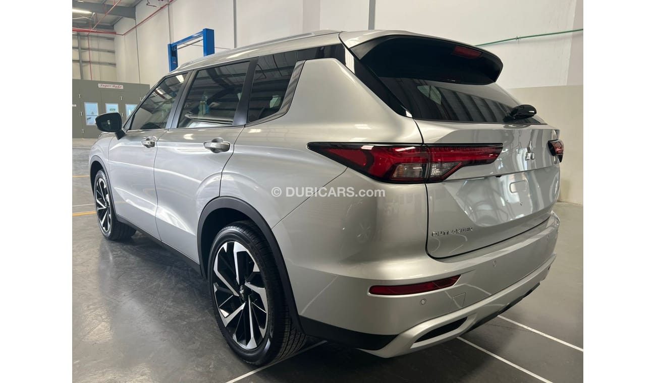 Mitsubishi Outlander 4WD HIGHLINE PANORAMIC SUNROOF