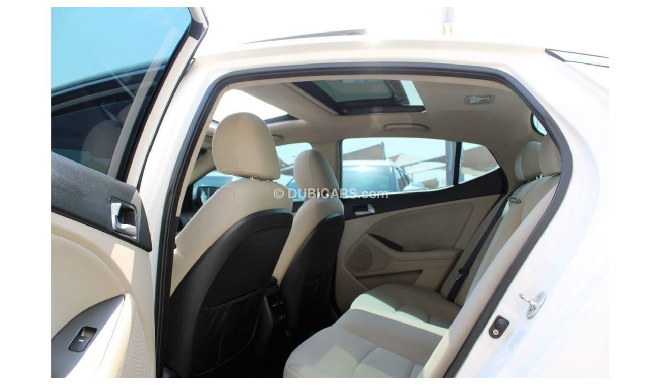 Kia Optima PANORAMIC SUNROOF - GCC - EXCELLENT CONDITION