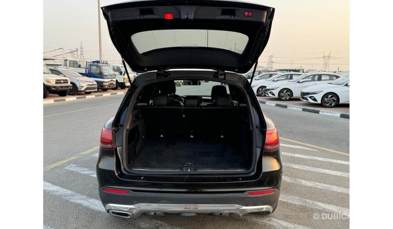 مرسيدس بنز GLC 300 4MATIC