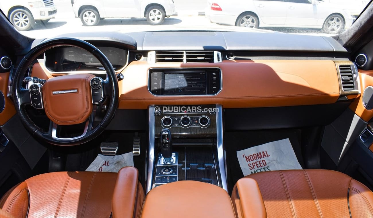 Land Rover Range Rover With Autobiography badge