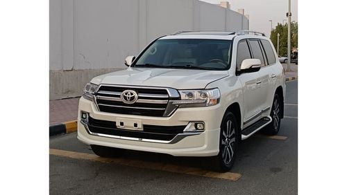 Toyota Land Cruiser GXR 5.7L 4WD