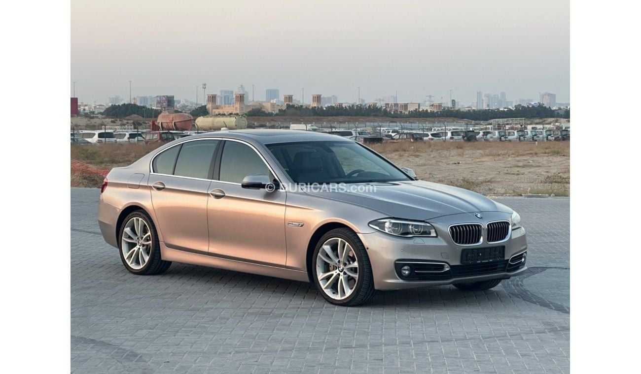 BMW 535i Luxury 3.0L BMW 535 luxury model 2015 GCC ONE OWNER 2 key special order