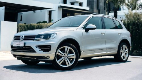 Volkswagen Touareg R-Line AED 1,585 PM AVAILABLE | FSH | LOW MILEAGE | VOLKSWAGEN TOUAREG 2018 | V6