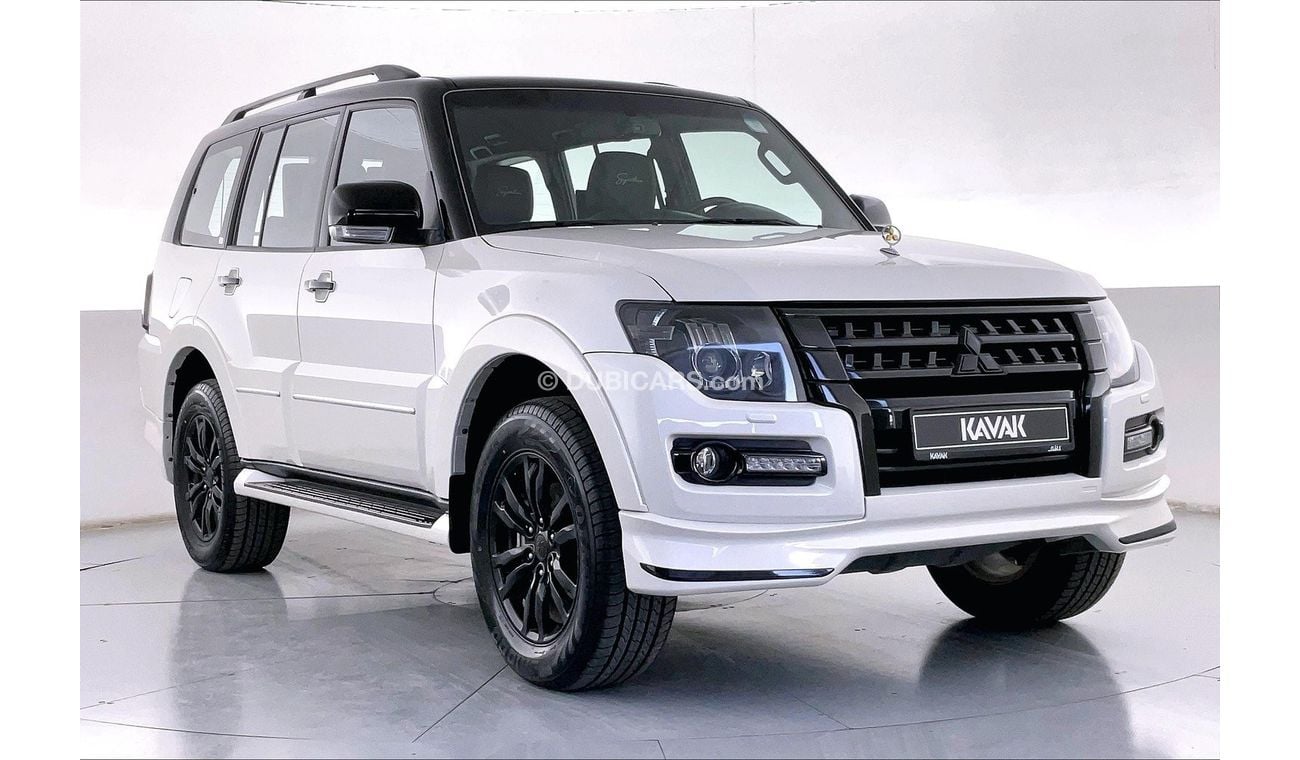 Mitsubishi Pajero Signature Edition | 1 year free warranty | 1.99% financing rate | Flood Free