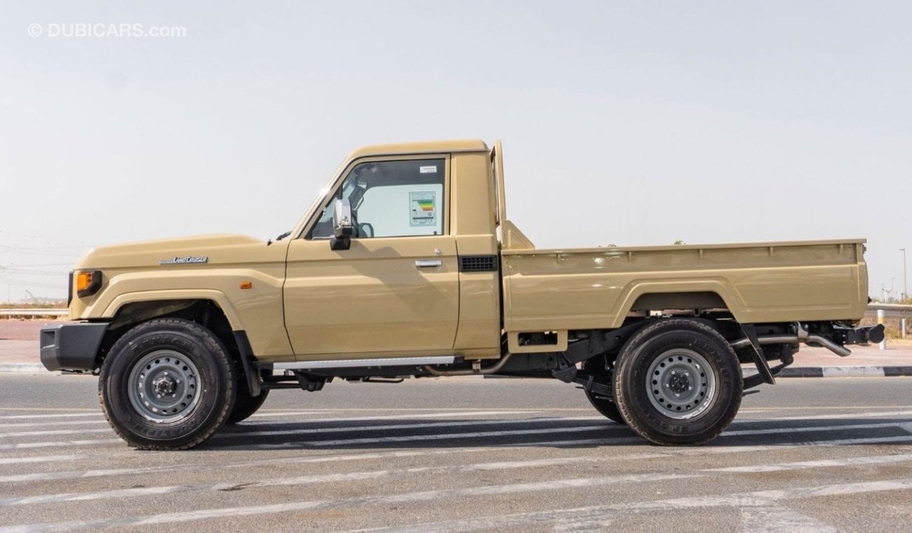 تويوتا لاند كروزر بيك آب 2024 Toyota LC79 4.0L petrol Manual transmission