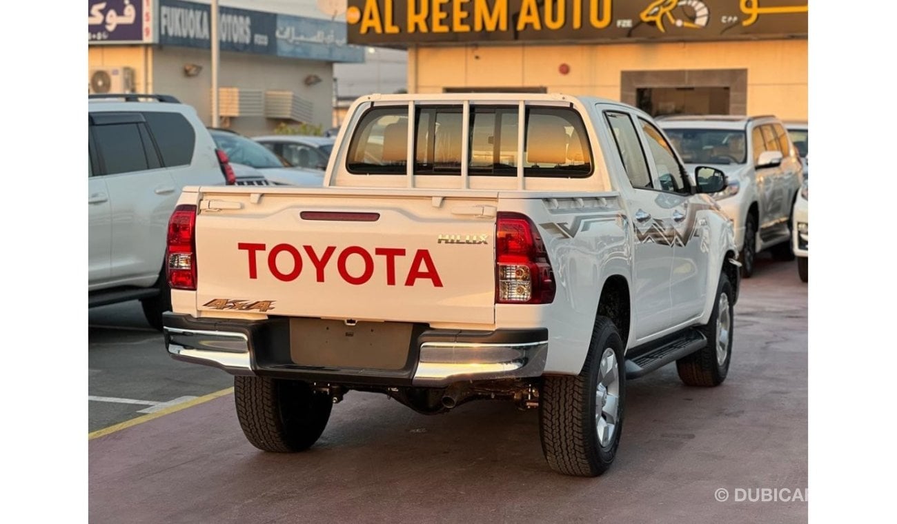 تويوتا هيلوكس TOYOTA HILUX 2.4 DIESEL 4WD 4DOORS 2024