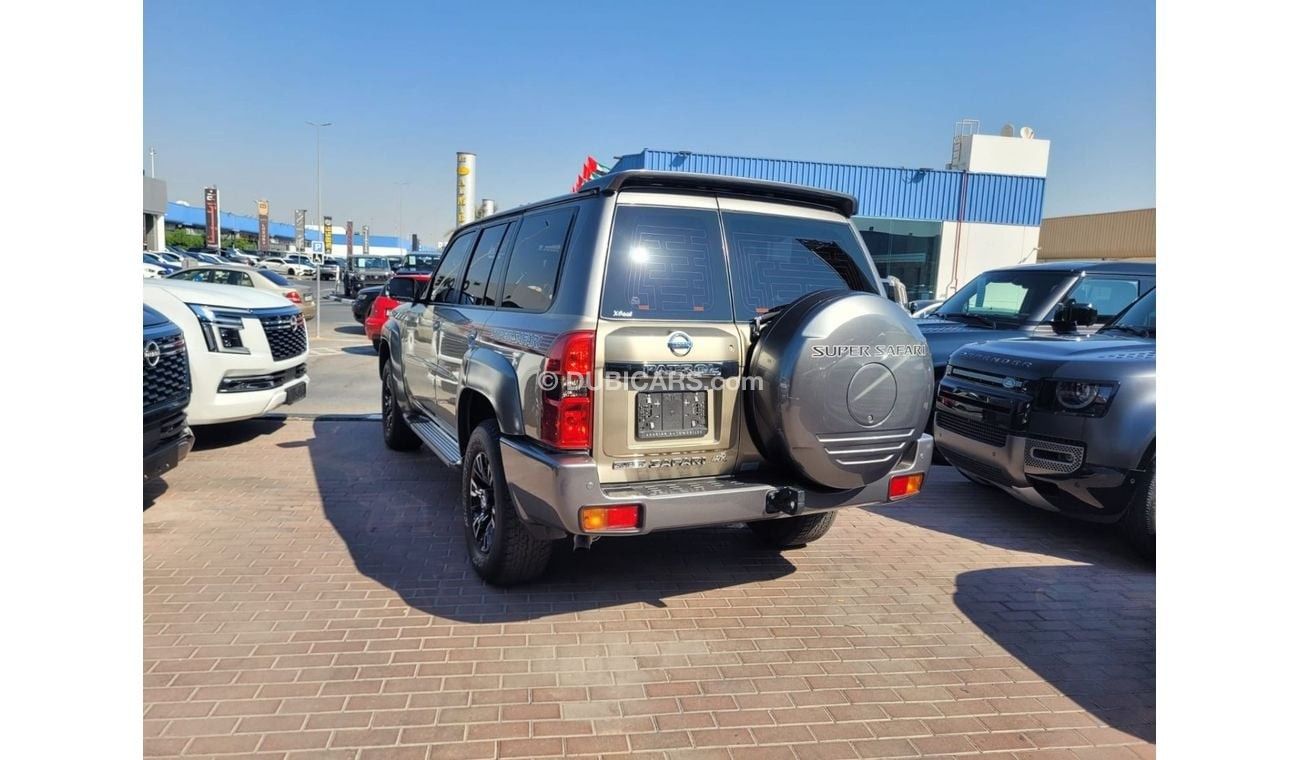 نيسان باترول سفاري Super Safari 4.8L A/T