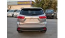 Toyota Highlander 2017 Model XLE full option 4x4 , Sunroof and Push button