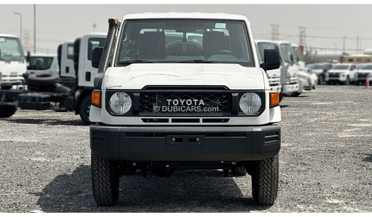 تويوتا لاند كروزر بيك آب Land cruiser  lc76 hardtop 5doors 4.2L DIESEL V6 MY2024 FOR EXPORT ONLY