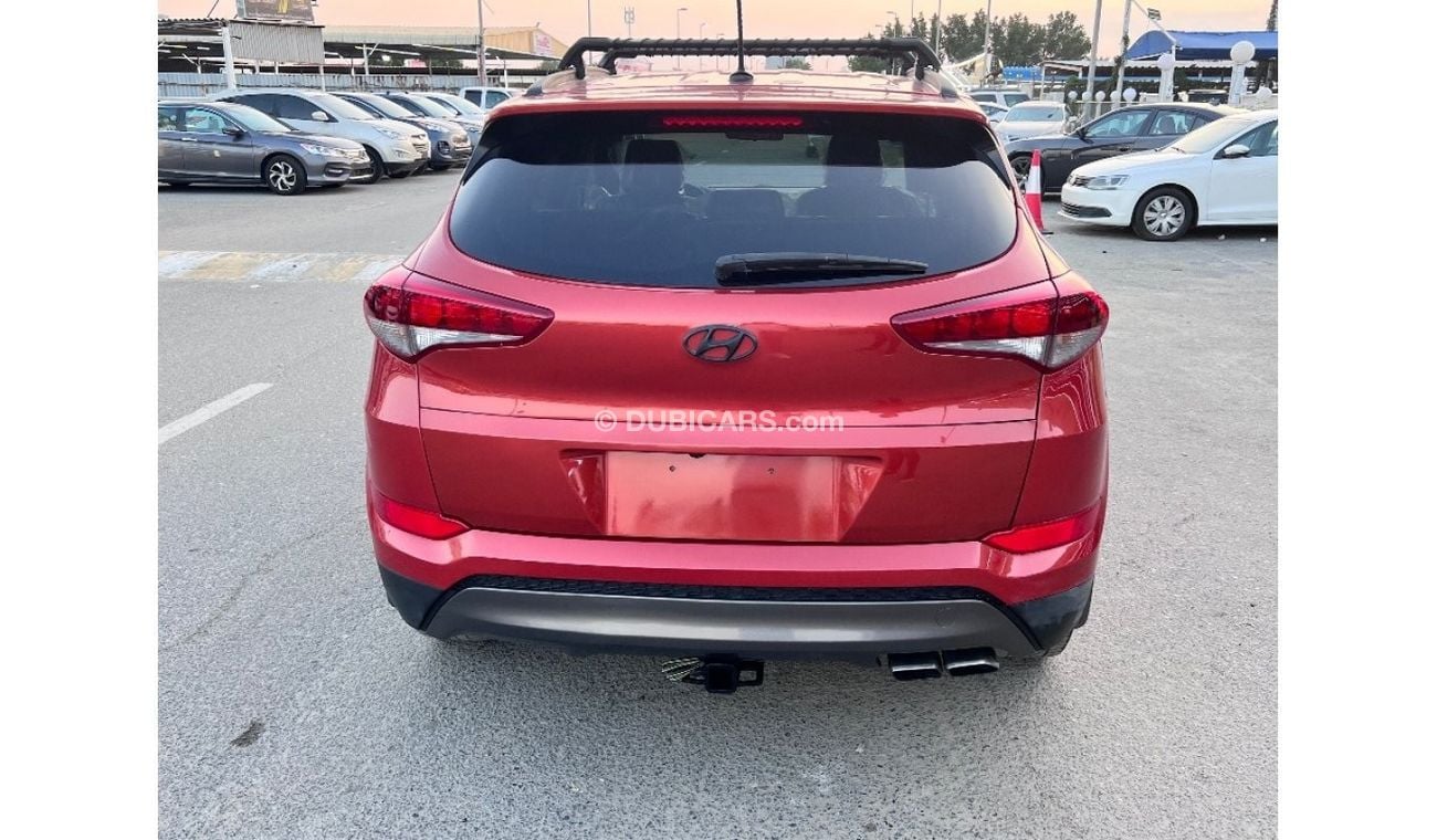 Hyundai Tucson Hyundai Tucson, model 2016, customs papers, 1600 cc engine