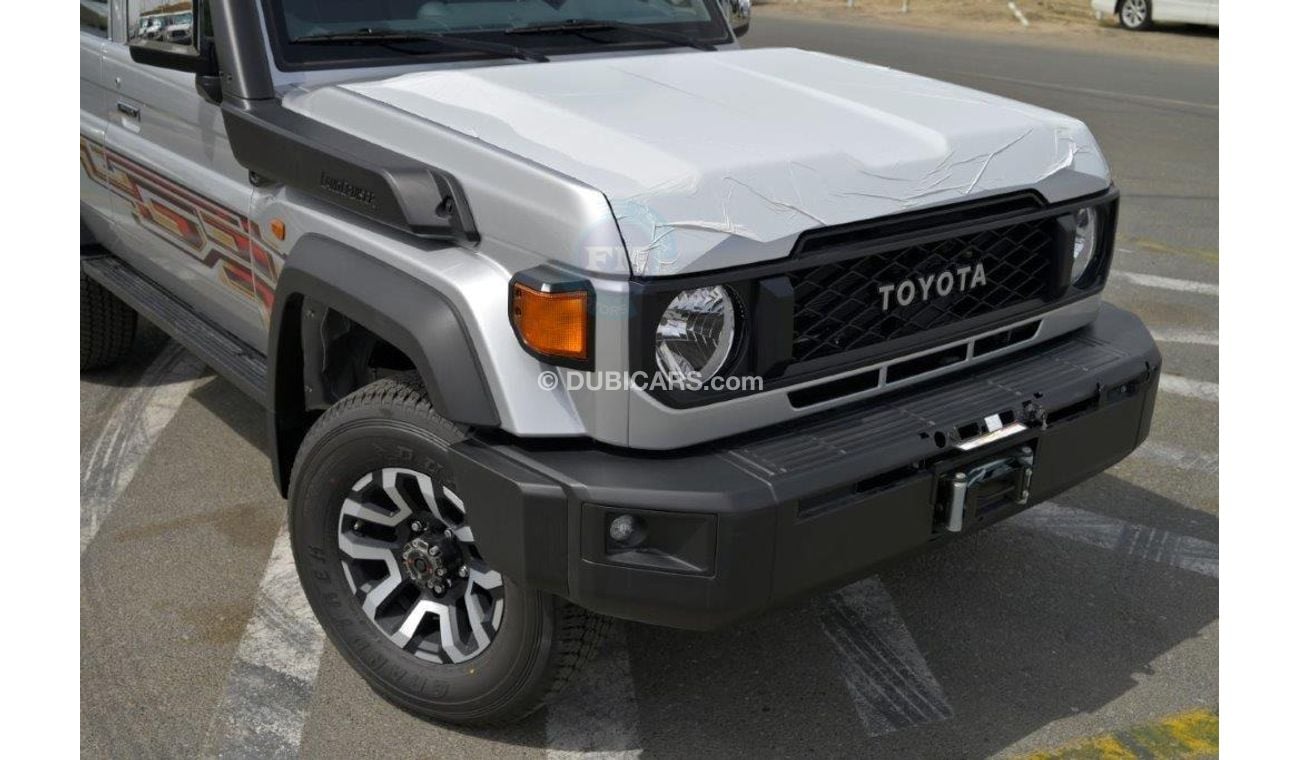 Toyota Land Cruiser Hard Top 76  4.5L - Top Option