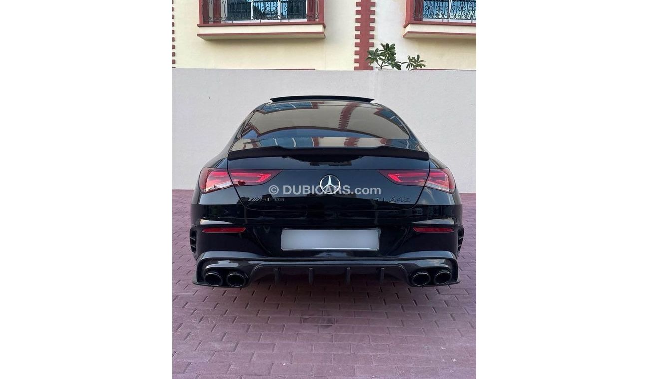 مرسيدس بنز CLA 250 Std 2.0L (221 HP)