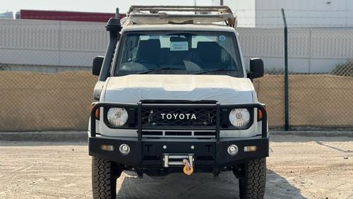 Toyota Land Cruiser Hard Top TOYOTA LAND CRUISER LC76 4.2 L 2024