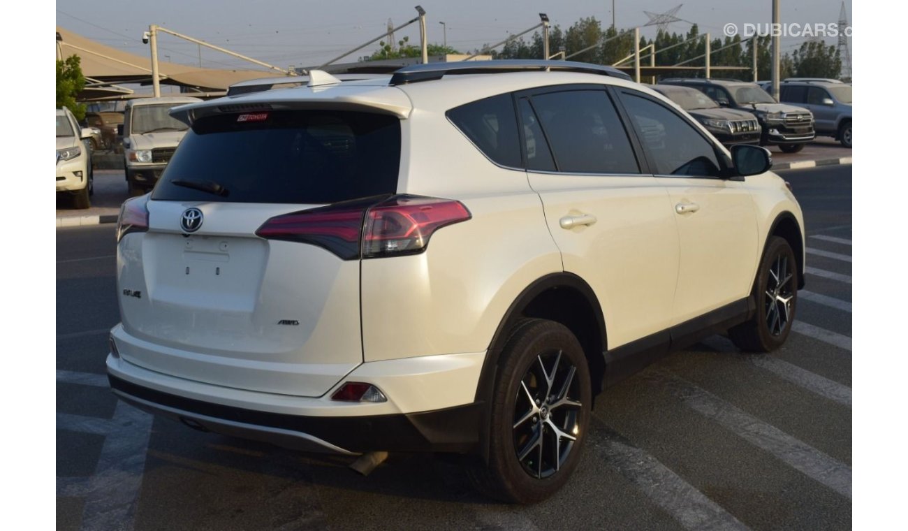 تويوتا راف ٤ Toyota RAV4 White 2017