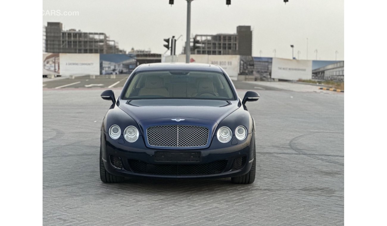 Bentley Continental Flying Spur MODEL 2010 GCC CAR PERFECT CONDITION INSIDE AND OUTSIDE FULL OPTION