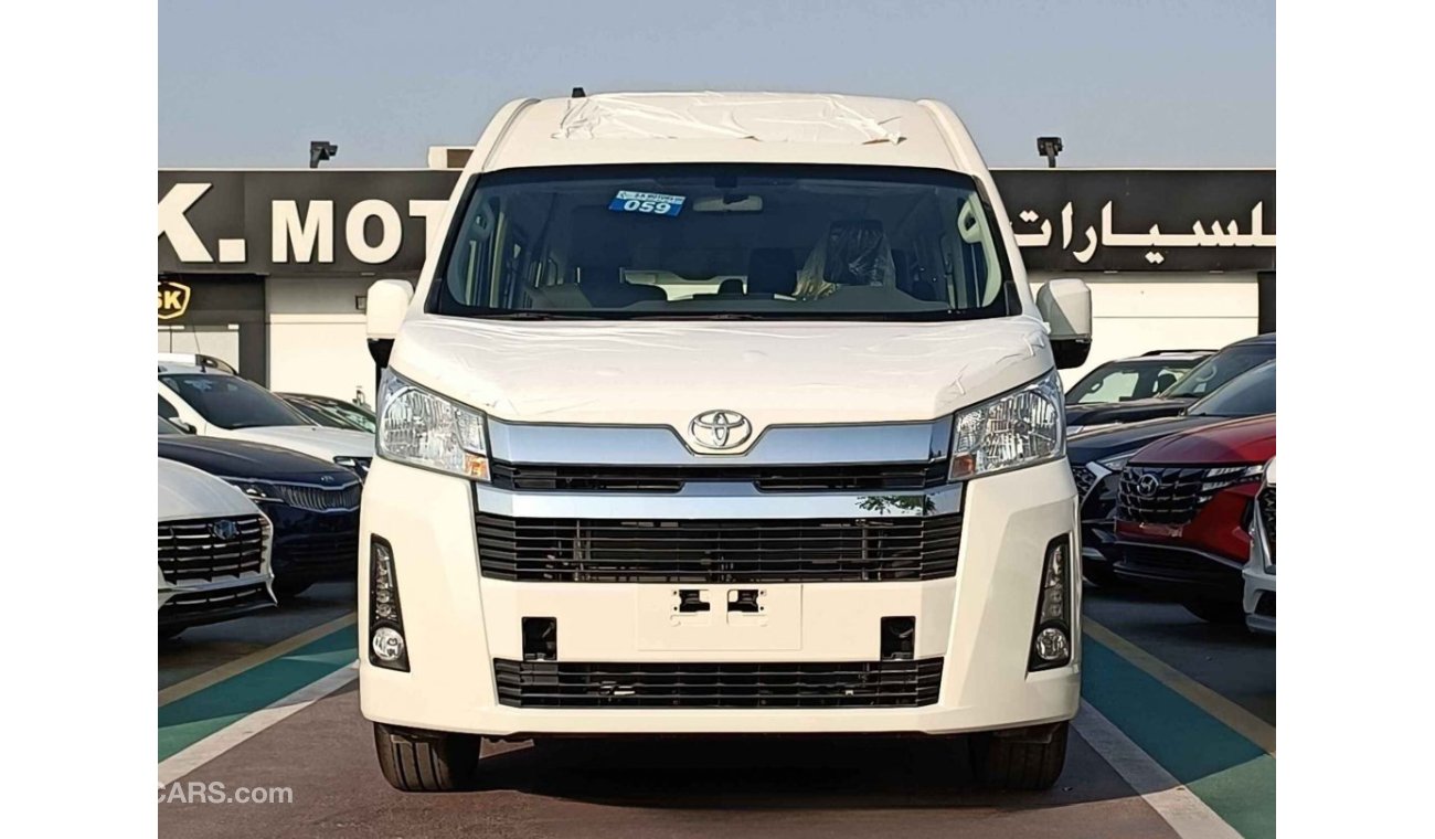 Toyota Hiace GL / 3.5L V6 PETROL / M/T / 13 SEATER / NEW SHAPE (CODE # 20583)