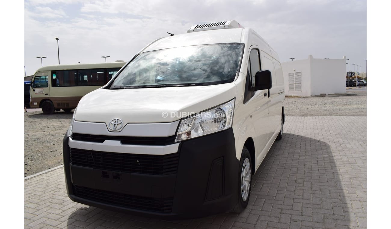 Toyota Hiace Commuter GL High Roof Toyota Hiace Highroof Chiller Van, Model:2020. Excellent condition