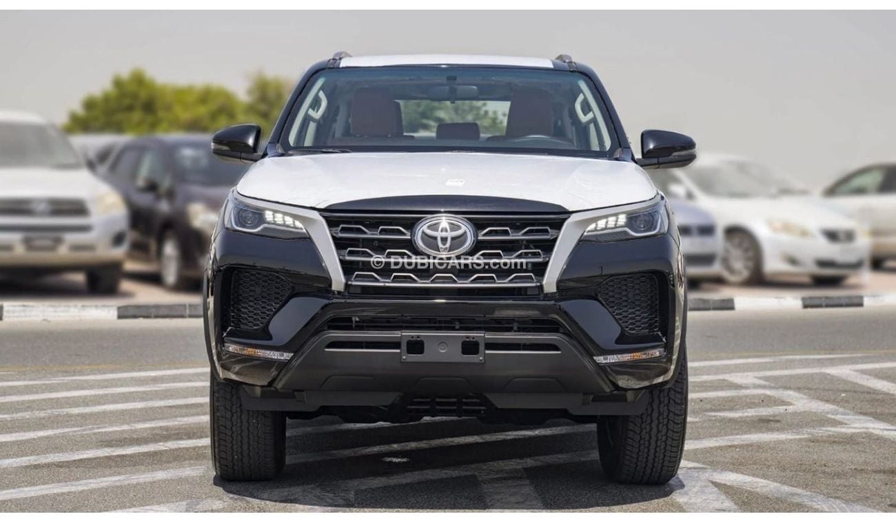 تويوتا فورتونر Toyota Fortuner 2.7L Petrol AT Full Option 4x4 MY 2024