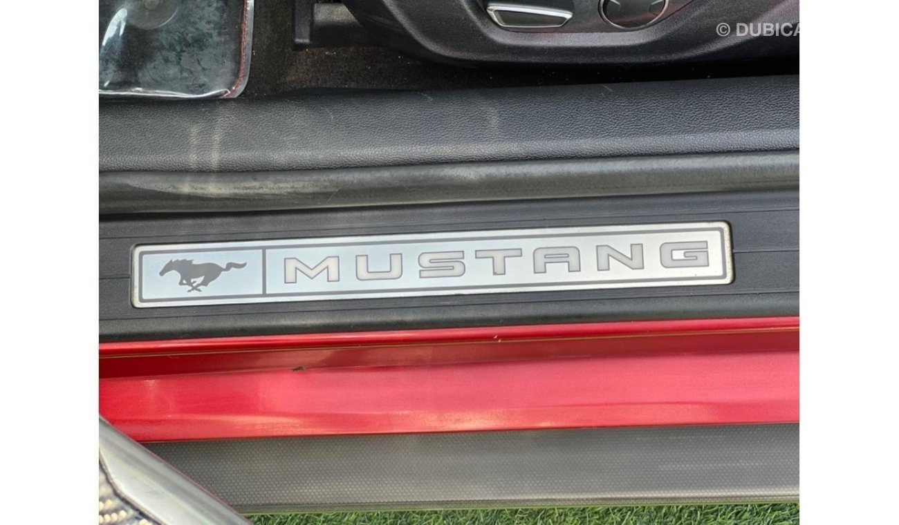 فورد موستانج 860 Monthly payment / Ford Mustang Ecoboost / convertible / very clean